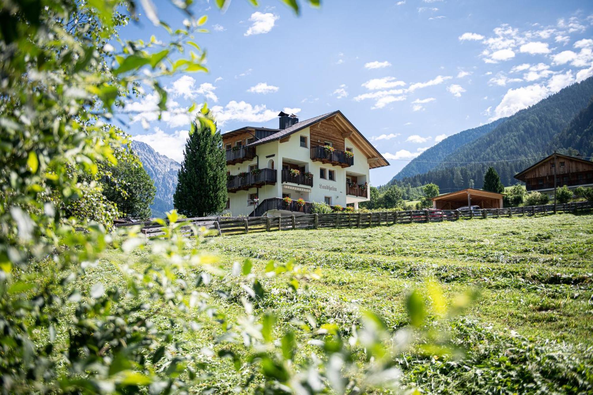 Apartments Nature Apis Landheim Anterselva di Mezzo Kültér fotó